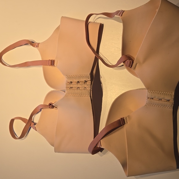 Bra - Picture 2 of 3